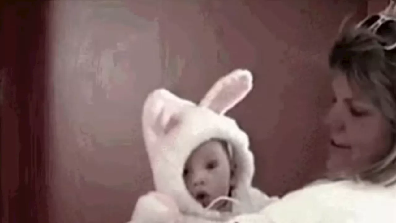 Taylor Swift looks adorable in bunny outfit with her mother Andrea in throwback video from Easter...