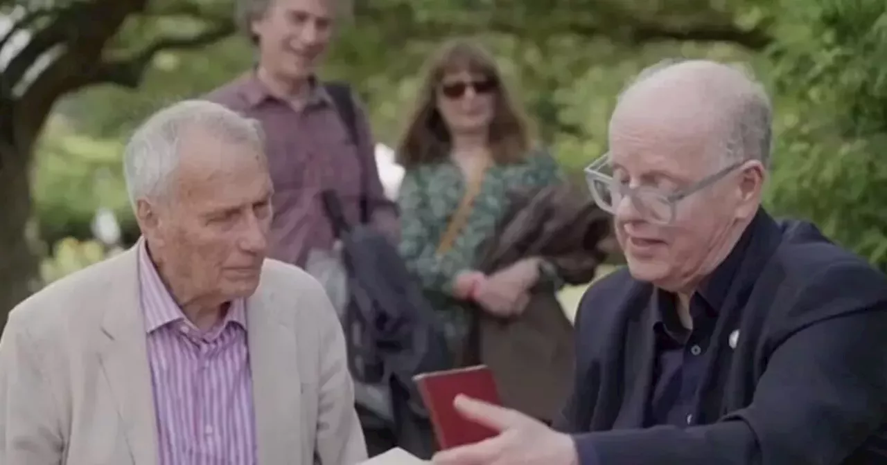 Antiques Roadshow guest gobsmacked by value of book found in bin