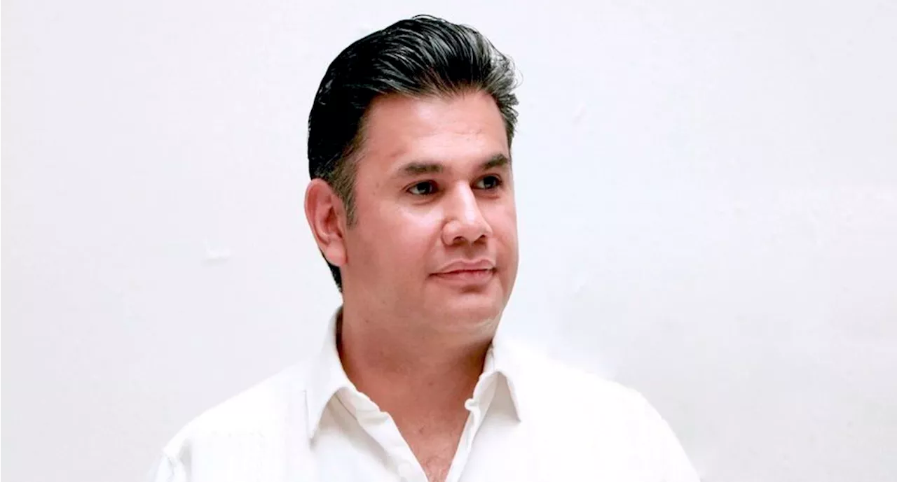 Grupo armado roba vehículo al equipo del candidato al Senado por la alianza PAN, PRD y PRI, Willy Ochoa, en Chiapas