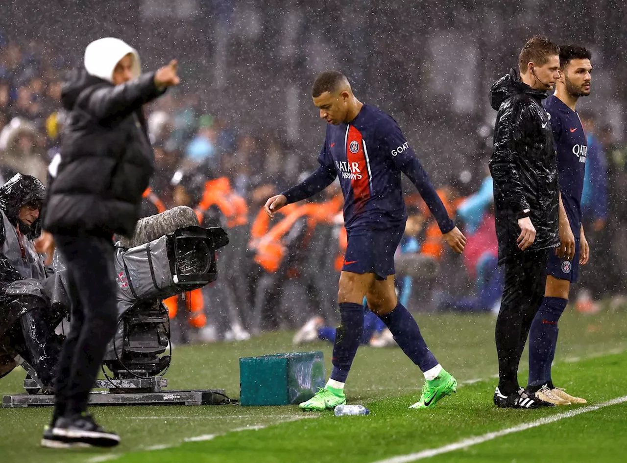 Luis Enrique mata el tedio a costa de Mbappé