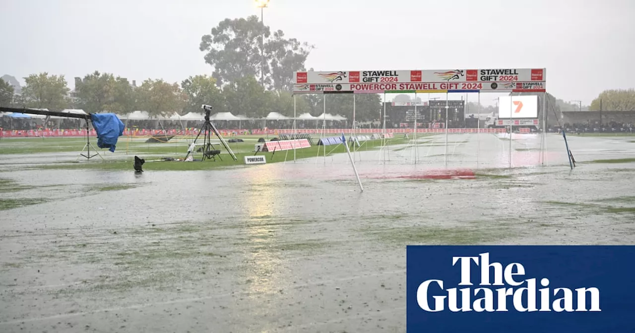 Victoria storms: flood rescues and hundreds of reports of building damage