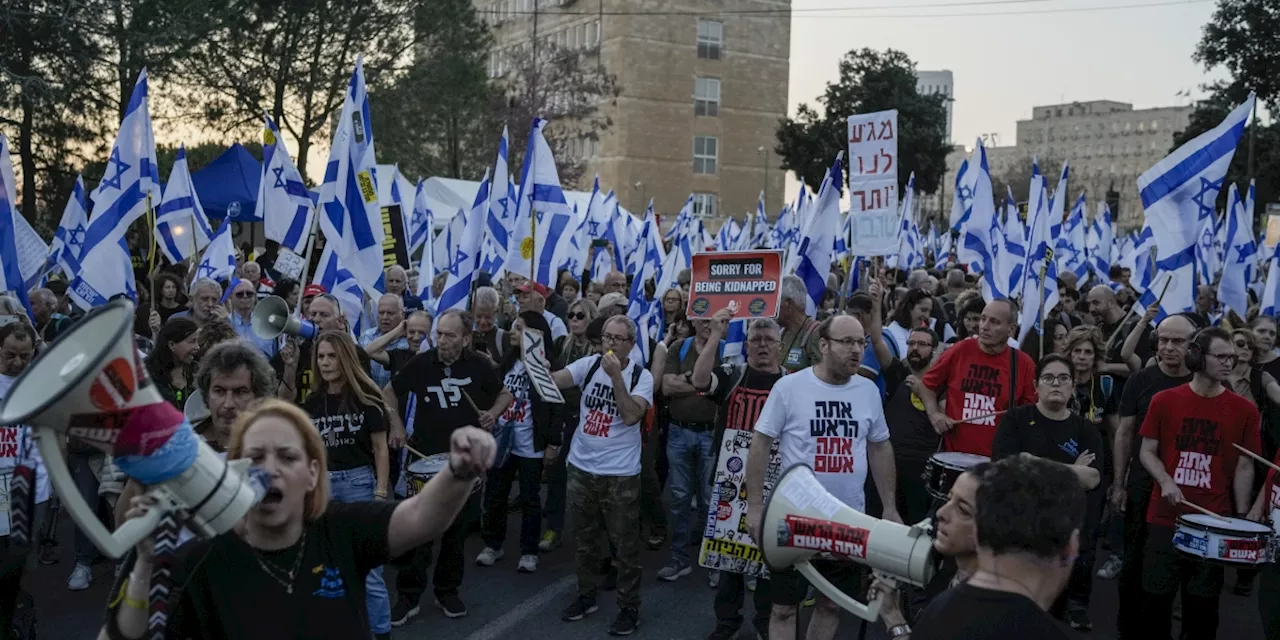 Le più grandi manifestazioni in Israele dall’inizio della guerra a Gaza