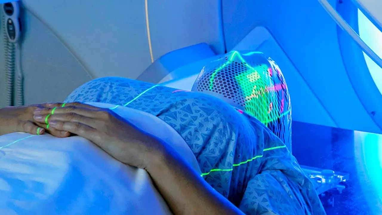 'Quad Shot' Radiation Plus Immunotherapy Improves Local Control in Head, Neck Cancer