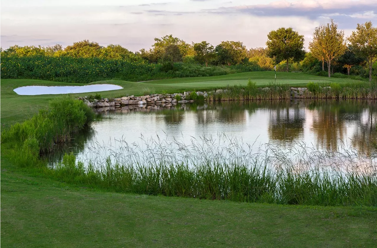 Swing & Sip Golf Class at Hill Country Golf Club