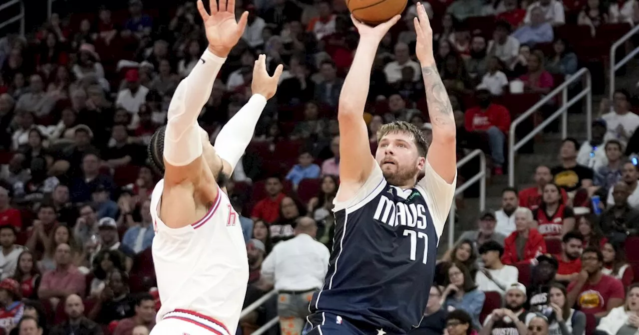 Mavericks hilvanan su séptima victoria para contener la racha de los Rockets