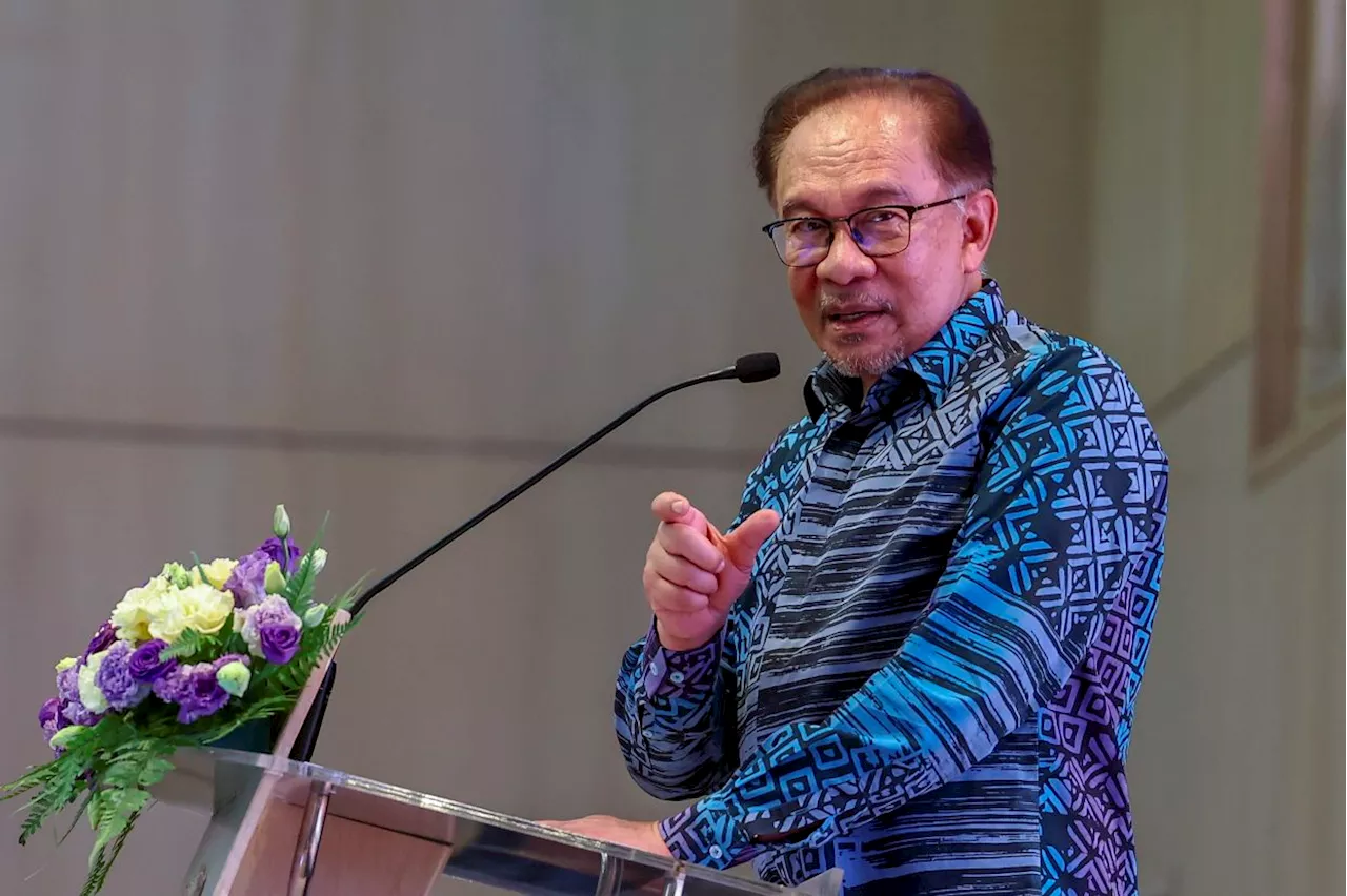 PM: Civil servants to get RM500 in special aid for Hari Raya