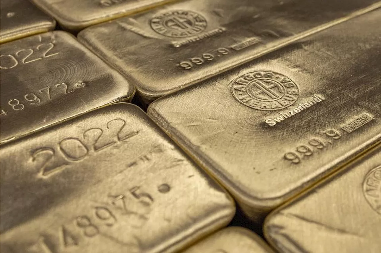 Gold rises to record as cooling US inflation spur rate-cut bets