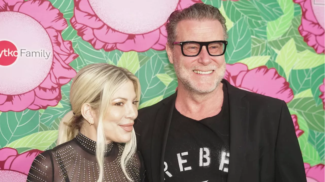 Tori Spelling Tells Husband Dean McDermott She Filed for Divorce During Podcast Taping