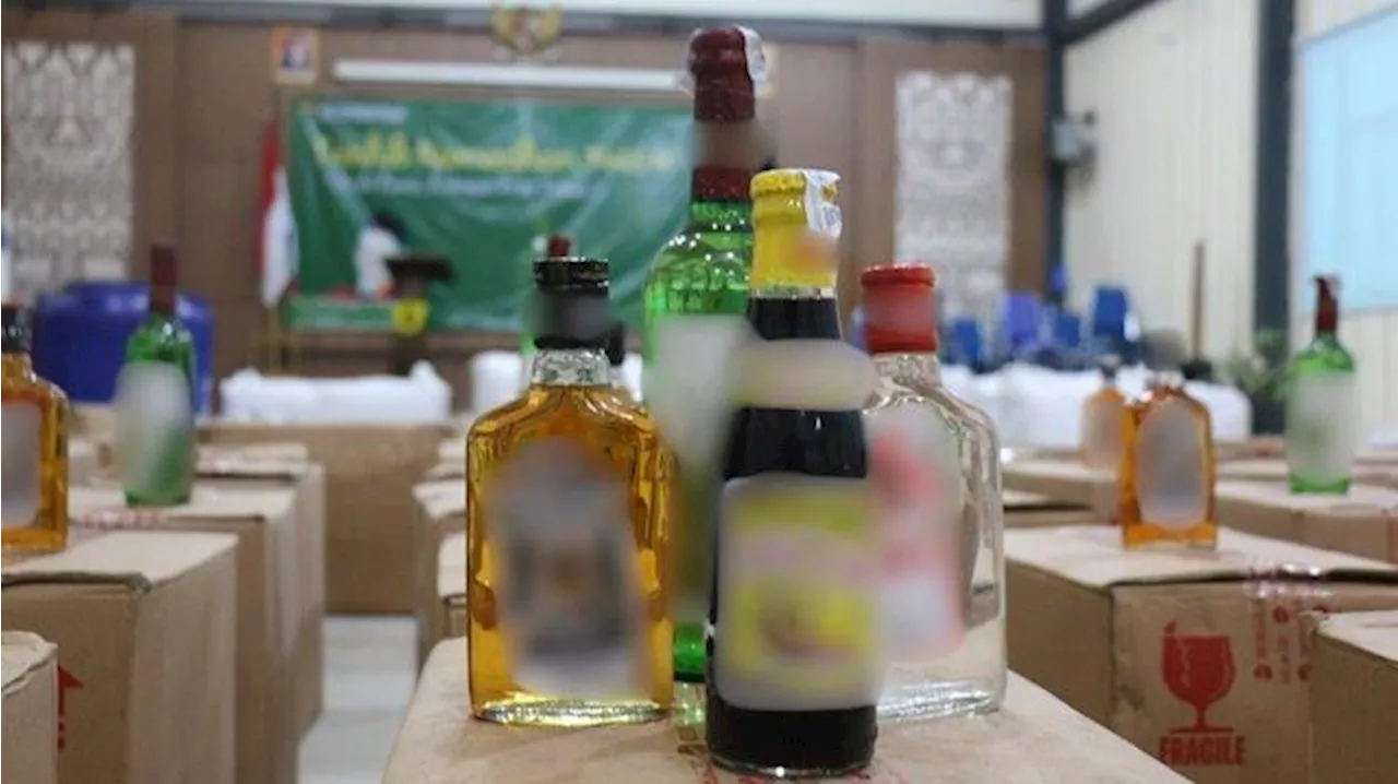 Bea Cukai Bandar Lampung Tindak Peredaran 19 Ribu Botol Miras Ilegal di Lampung