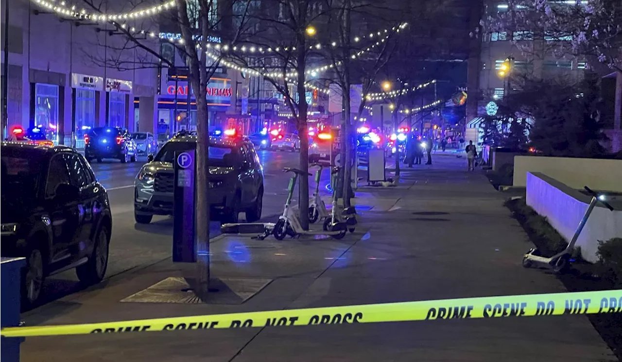 7 youths wounded in shooting outside downtown Indianapolis mall, police say