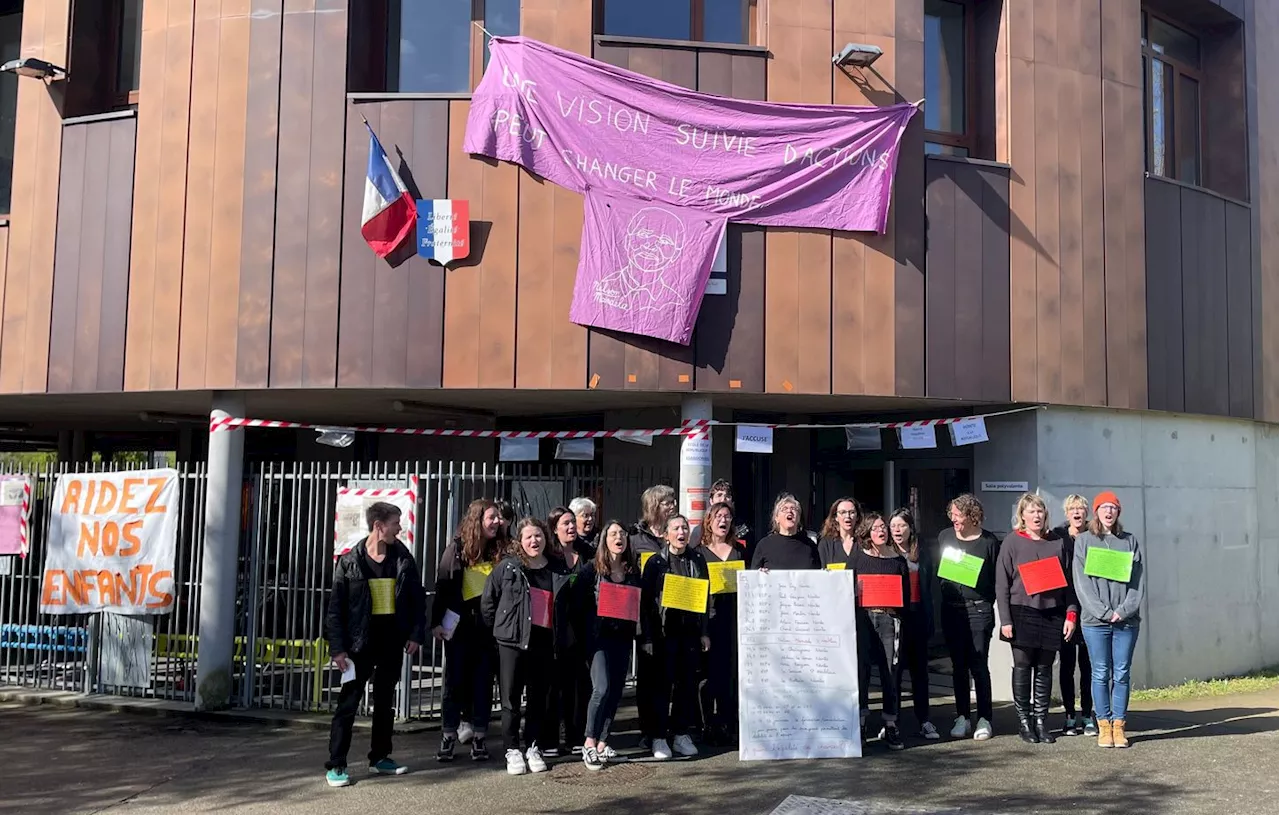 Grève reconductible à l'école Nelson-Mandela de Saint-Herblain