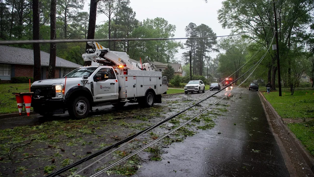 Schools close in Louisiana as severe weather, tornadoes threaten South