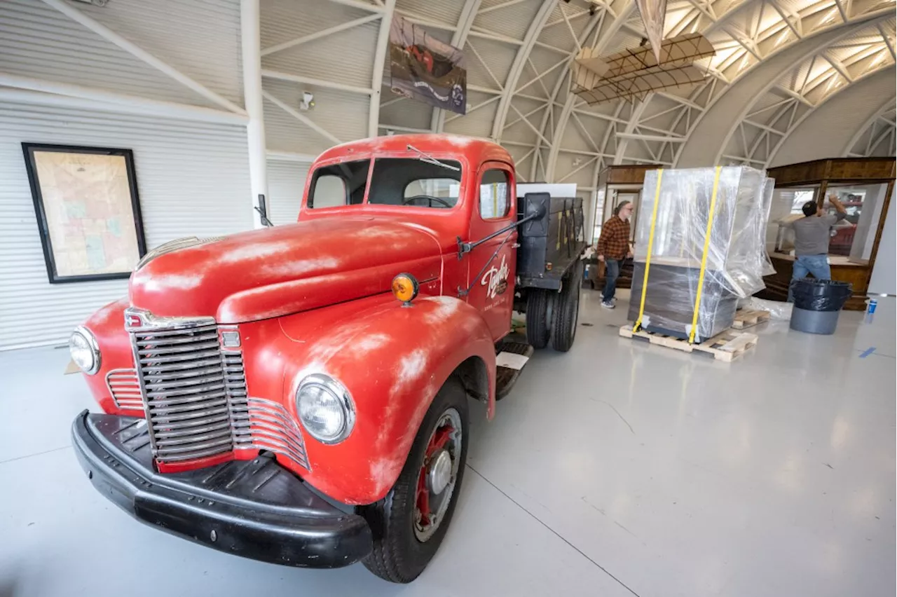 From rolled steel to rattlesnakes, exhibit helps tell the stories of the Calumet Region