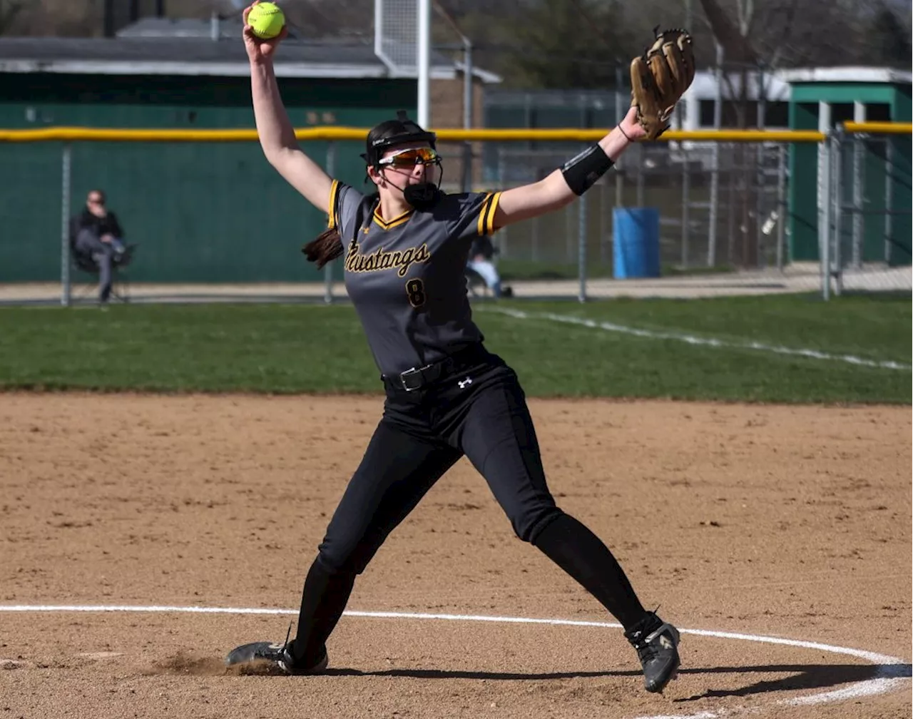 Oh, boy. Metea Valley’s Charlie Benesh puts change-up to good use against Waubonsie. ‘She trusts that it’s good.’