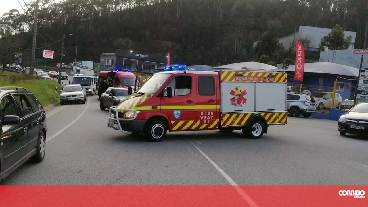 Colisão entre dois carros provoca um ferido em Oliveira de Azeméis