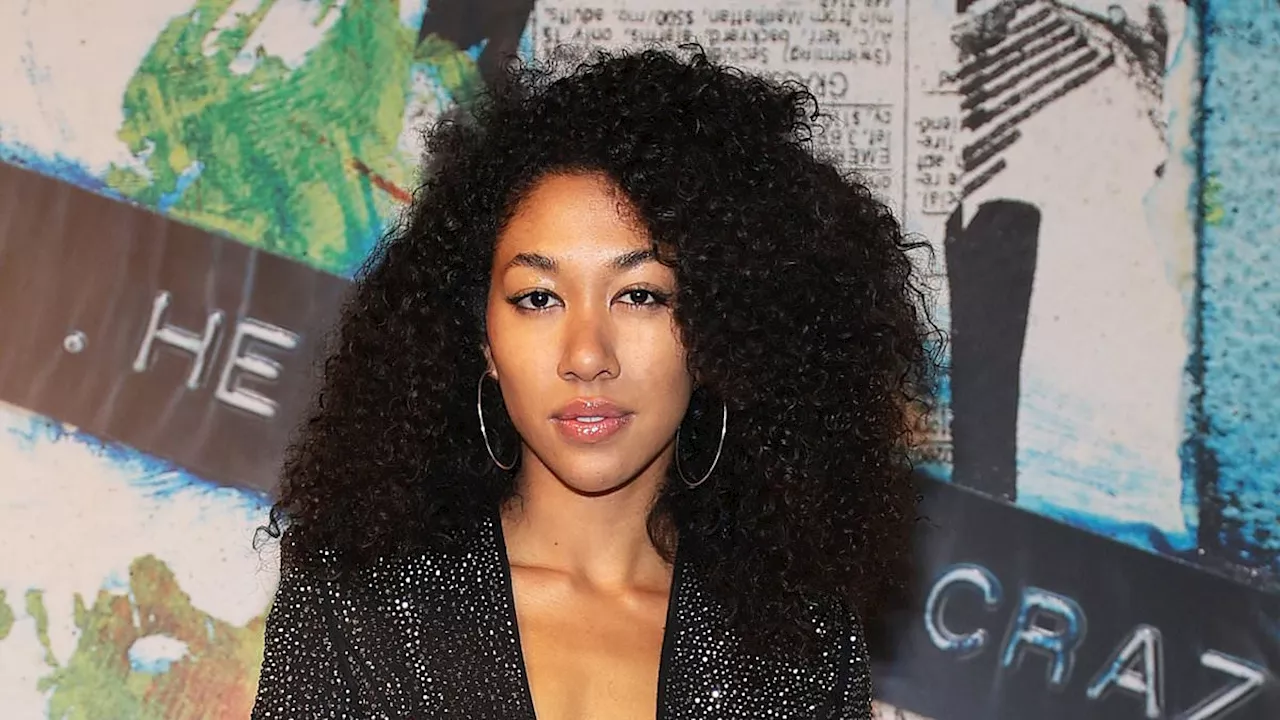 Aoki Lee Simmons, 21, feels 'depresso espresso' in wake of shock split from restaurateur Vittorio...