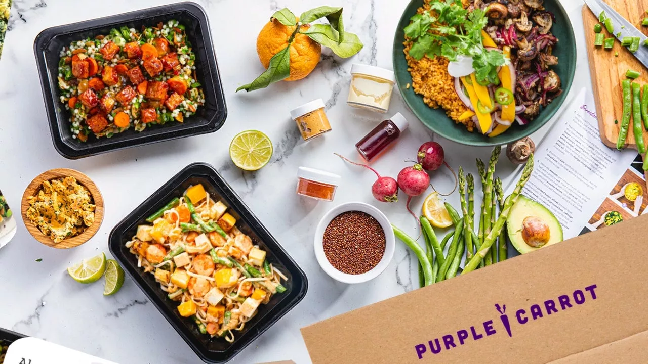 The Best Meal Delivery Services to Eat Clean This Spring — HelloFresh, Blue Apron, Green Chef and More