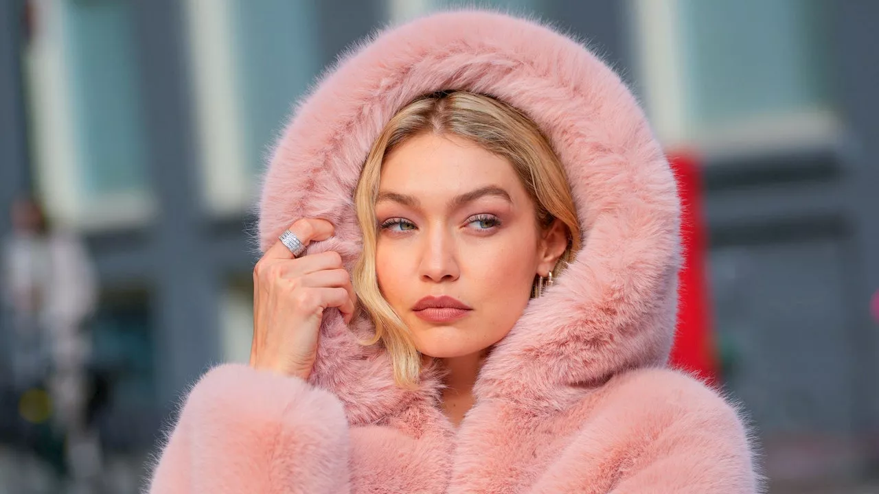 Gigi Hadid Looks Like a Literal Doll With New 1930s-Inspired Bob