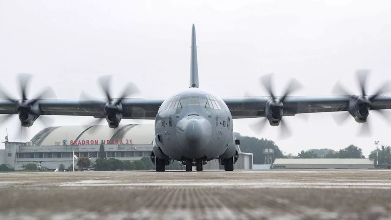 Indonesian Air Force Conducts Low Altitude Goods Drop Exercise