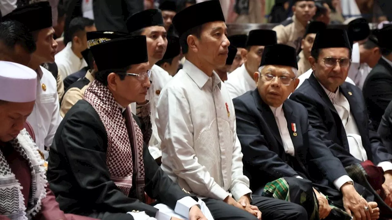 Presiden Joko Widodo dan Wakil Presiden Ma'ruf Amin Menunaikan Shalat Idul Fitri di Masjid Istiqlal