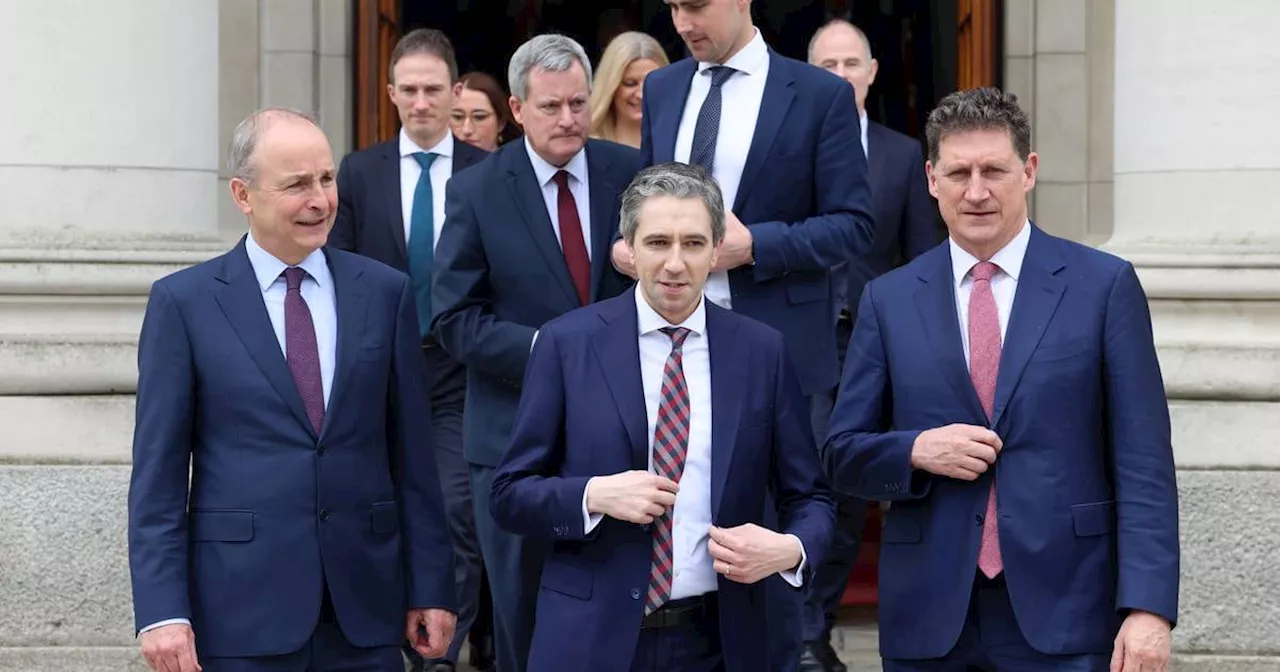 Miriam Lord: Total eclipse of the Dáil as Houdini Harris does a disappearing act on day one