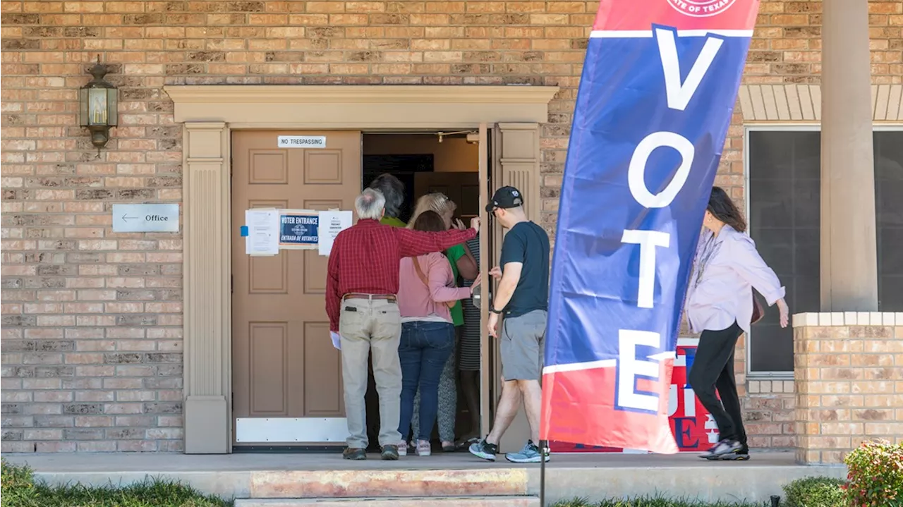 About 40% of Texas election administrators leave their job each presidential election cycle, report finds