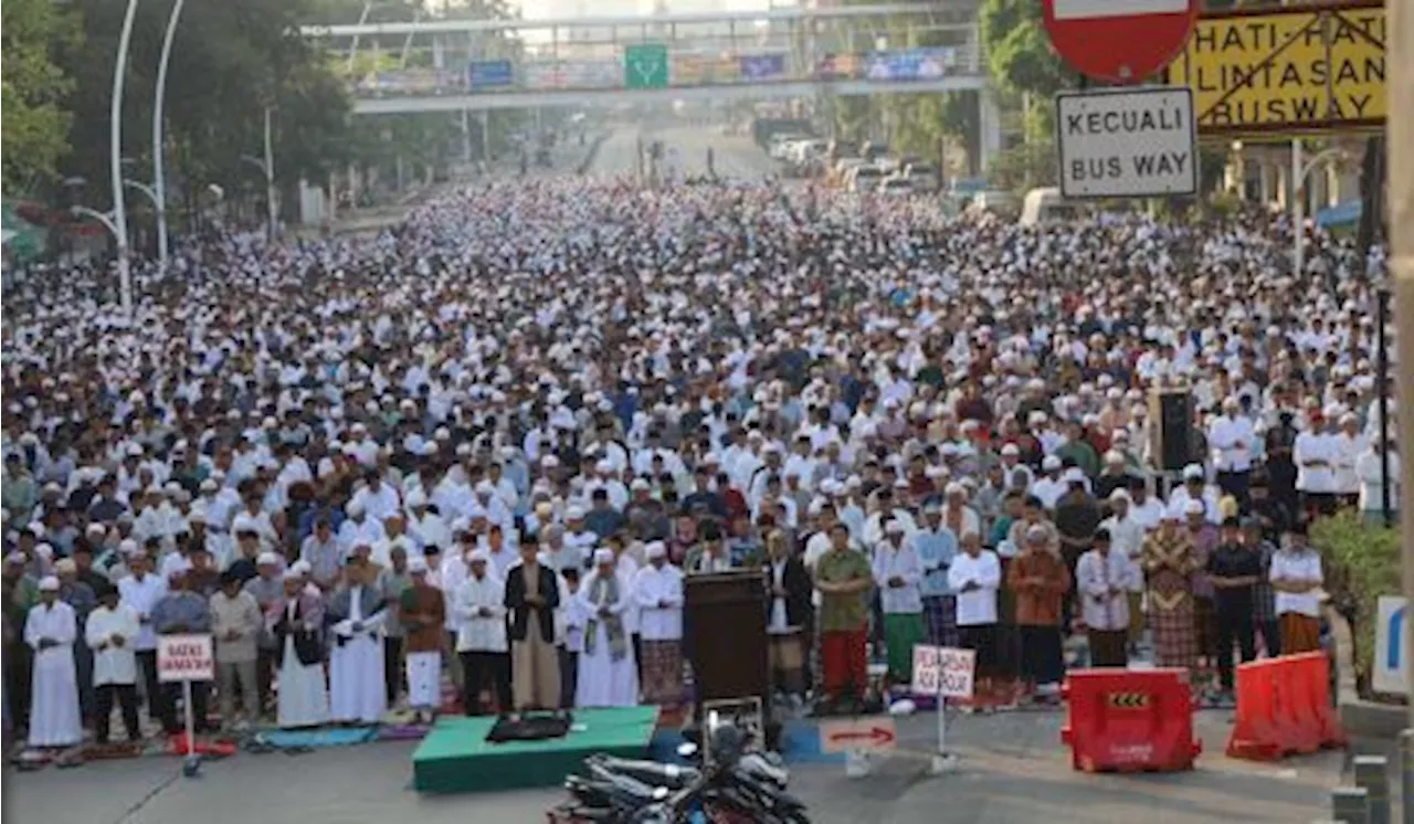 Niat Salat Idul Fitri dan Tata Cara Mandi sebelum Salat Idul Fitri