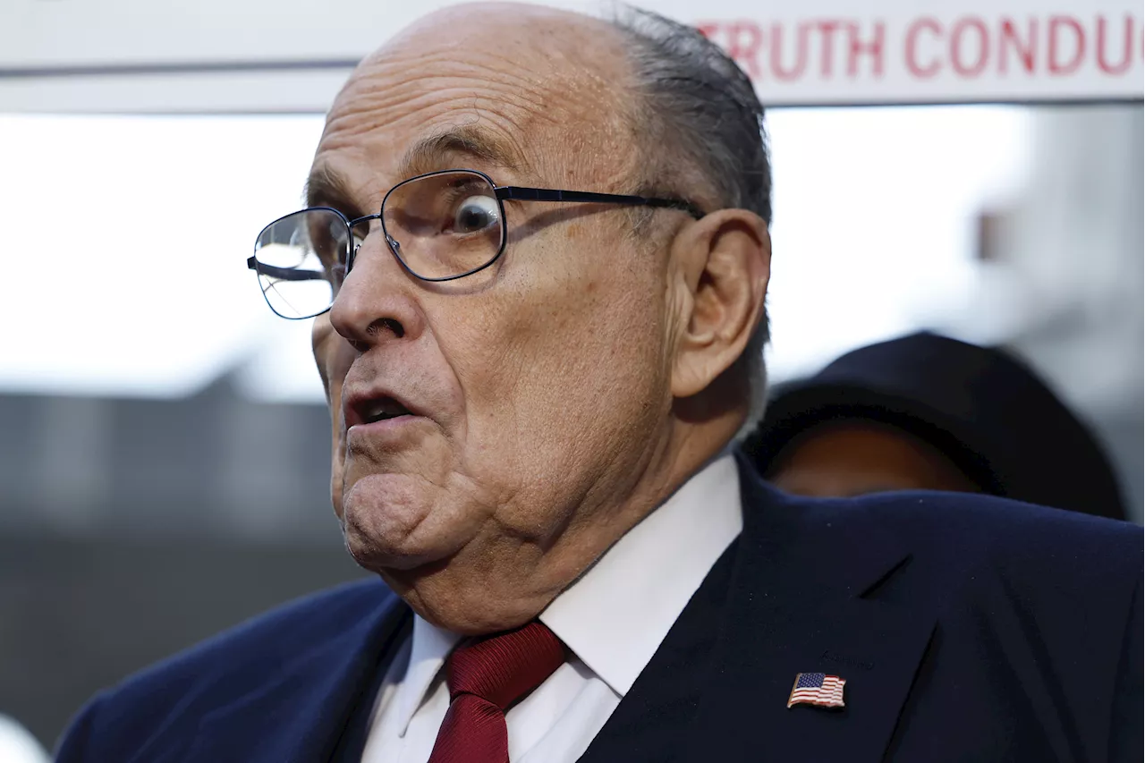 Rudy Giuliani Calls for FBI Search Warrants for Atlanta District Attorney Fani Willis