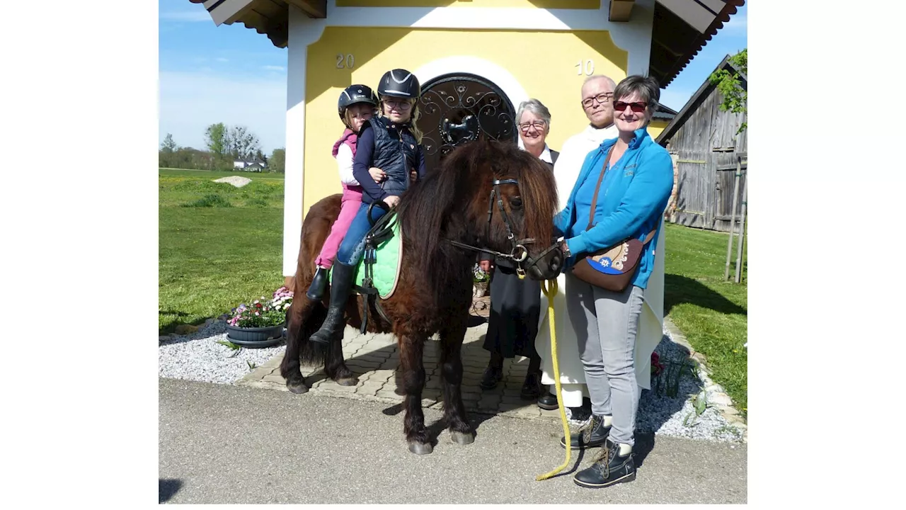 Georgiritt in Winklarn: Traditionelle Veranstaltung zu Ehren des Heiligen Georg