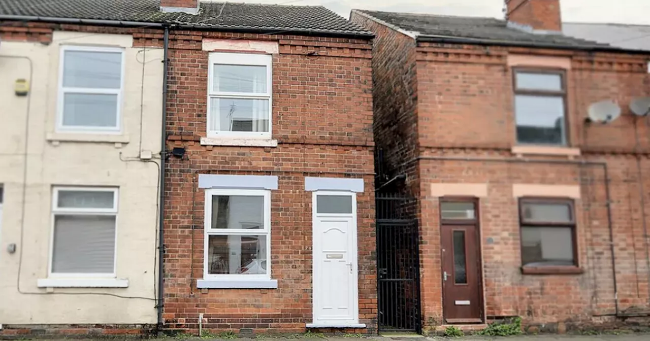 Two-bed home with garden being sold for £60k but it needs work