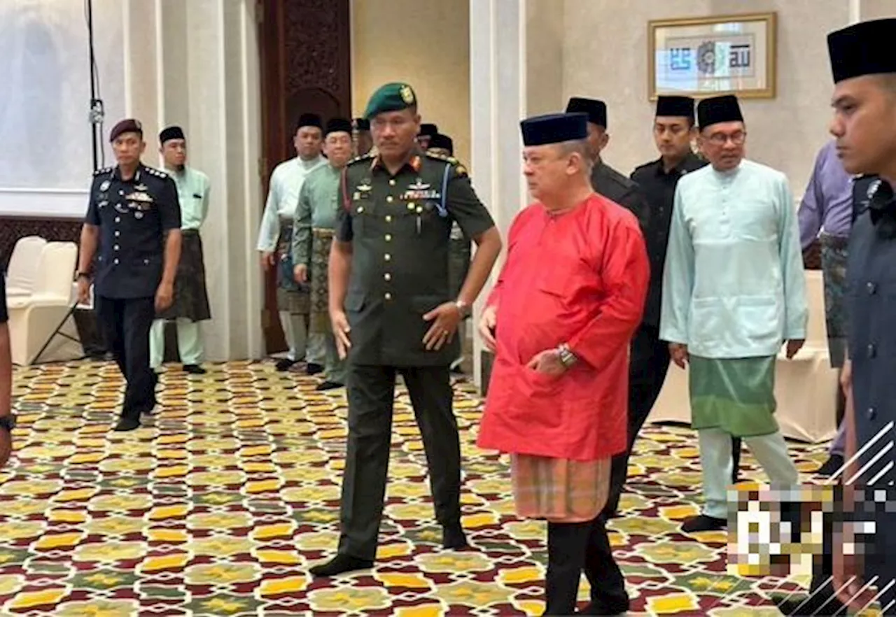 Malaysia's King and Queen Perform Aidilfitri Prayers at Istana Negara