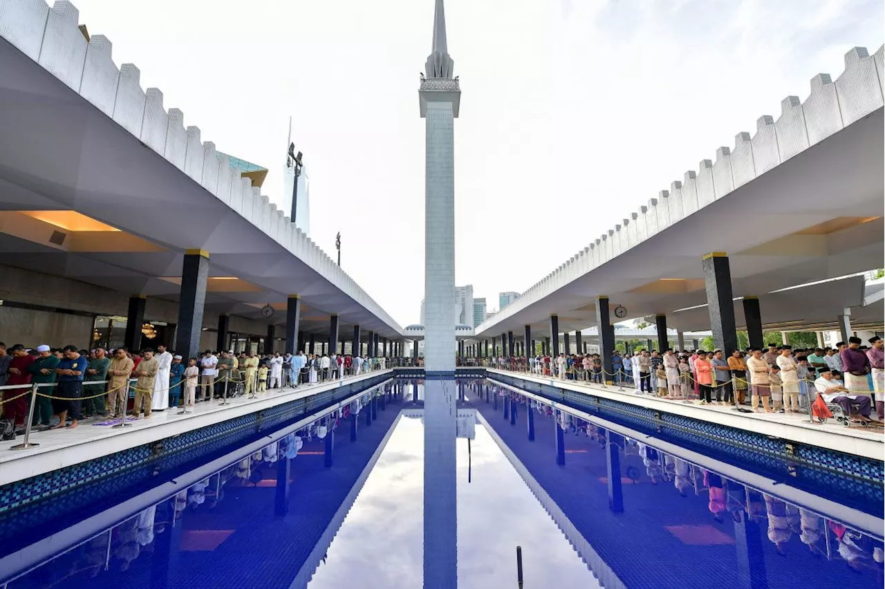 Photo Gallery: Hari Raya Aidilfitri festivities