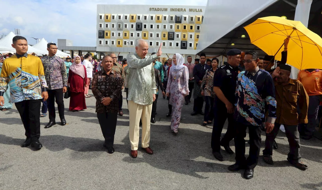 20,000 hadiri majlis sambutan Hari Raya negeri Perak