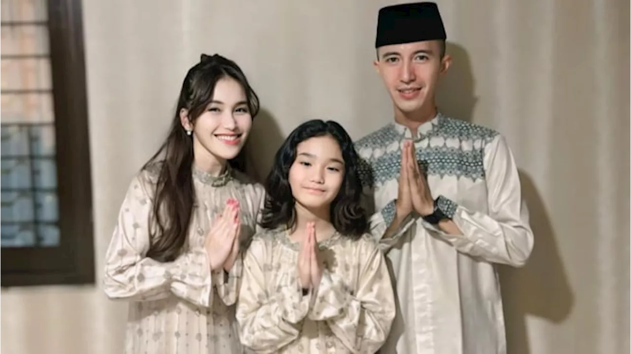 Perayaan Idul Fitri Ria Ricis dan Teuku Ryan Mencuri Perhatian Publik