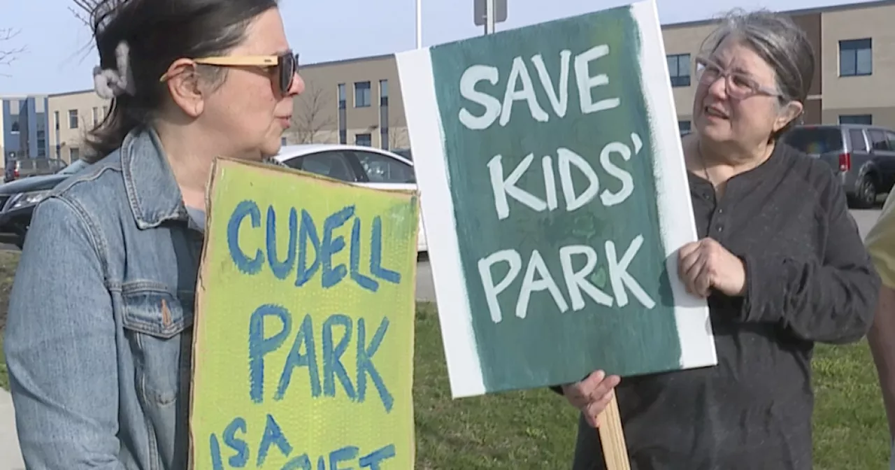 Cudell Park group demands meeting with Cleveland Schools CEO to save park land