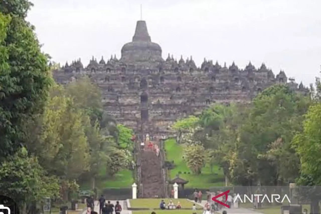 Operasional Candi Borobudur menambah satu jam selama Lebaran