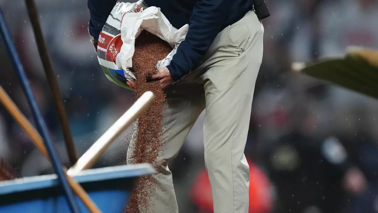 Third game of Mets-Braves series postponed because of poor weather. Game to be made up Sept. 26