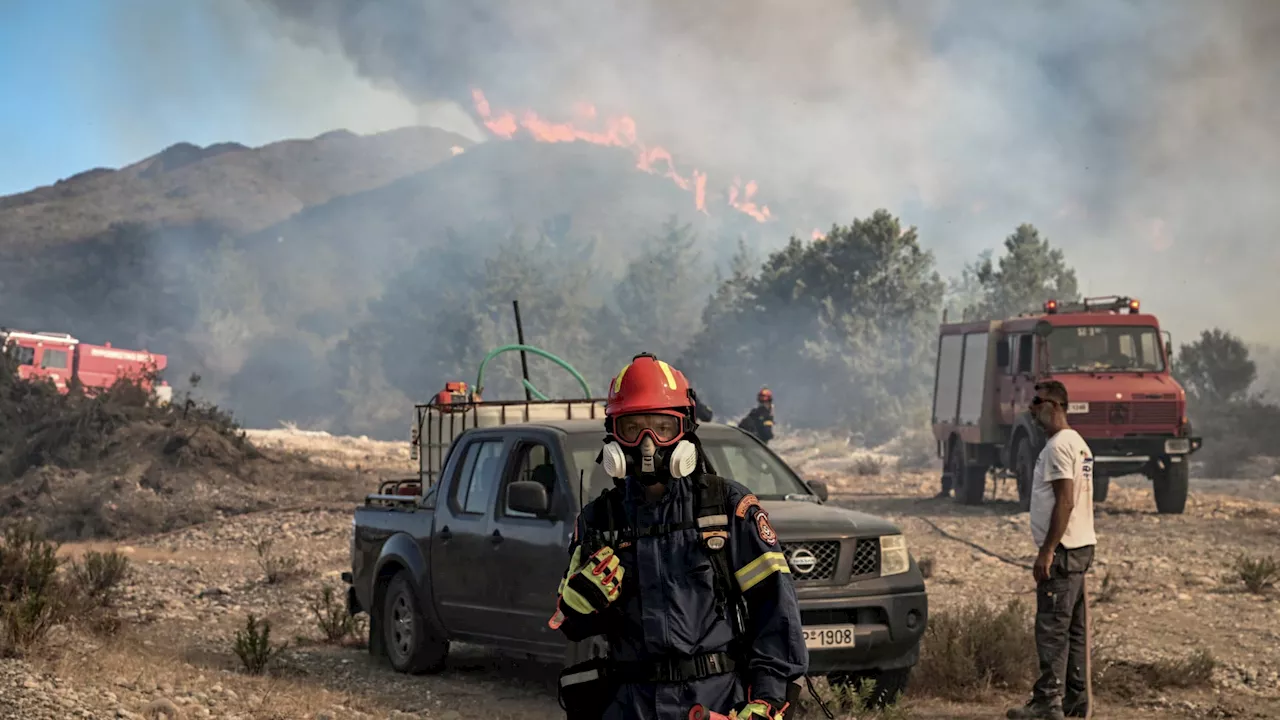 Les touristes évacués de Rhodes après les incendies de 2023 vont recevoir des vacances gratuites