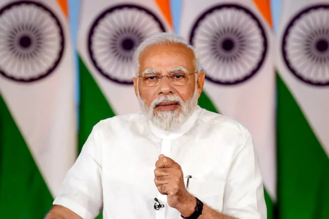 Narendra Modi urges India and China to address border disputes