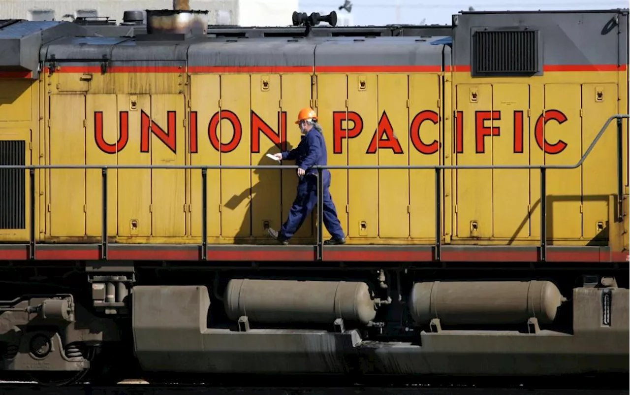 Four Railroads Challenge New Rule Requiring Two-Person Train Crews