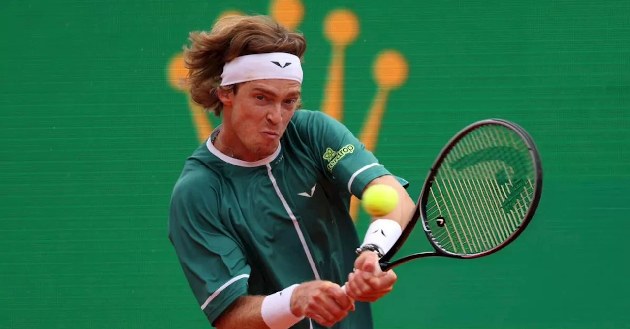 Andrey Rublev, vigente campeón de Montecarlo, fue eliminado en el debut por el australiano Alexei Popyrin