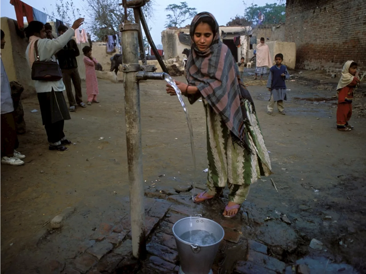 زیرِ زمین پانی کے قدرتی ذخیرے سُکڑنے لگے