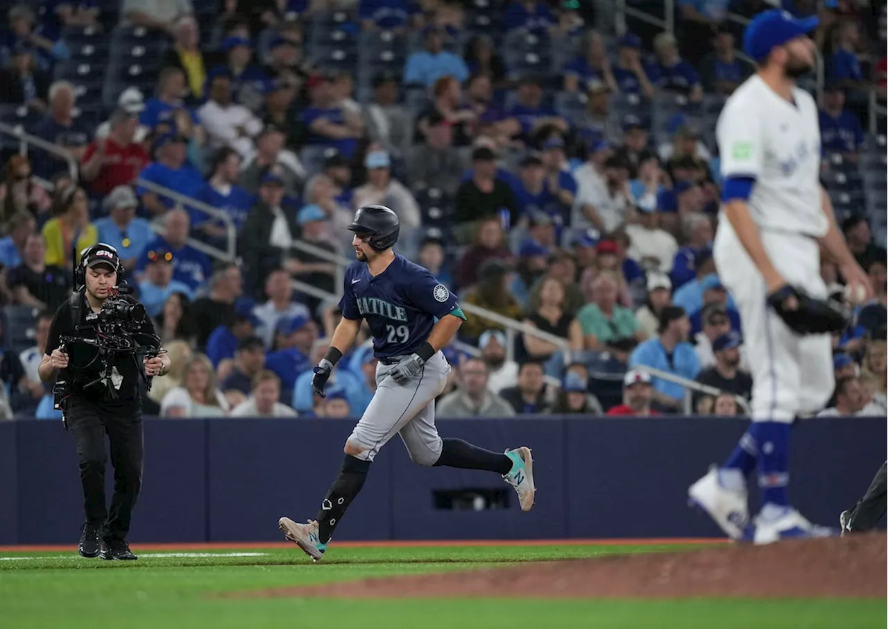 Cal Raleigh hits two-run homer in 10th inning as Mariners top Blue Jays 6-1