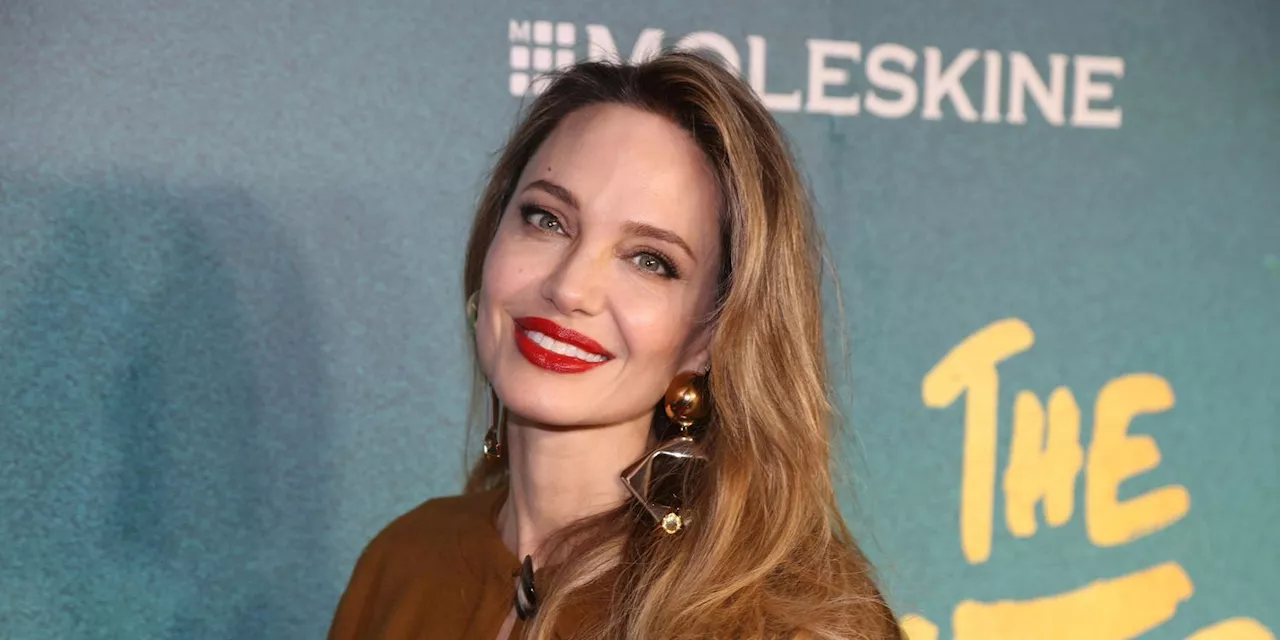 Angelina Jolie and Her Daughter Vivienne Hit the Red Carpet Together