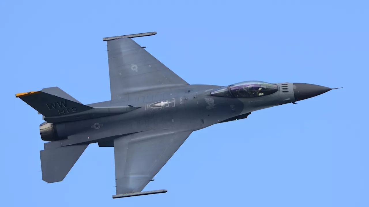 US Air Force Secretary to fly in AI-piloted F16 to demonstrate safety ...