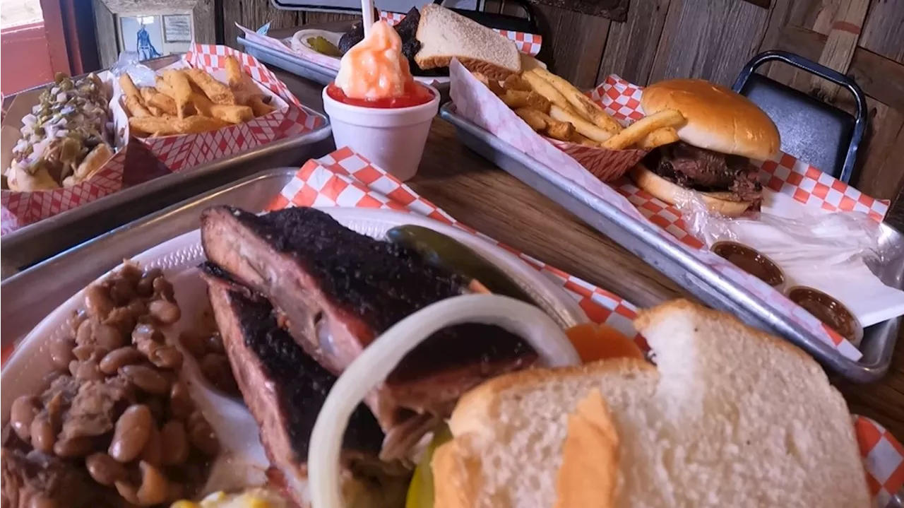 Augie’s Barbed Wire Smoke House sets gold standard for BBQ in Alamo City