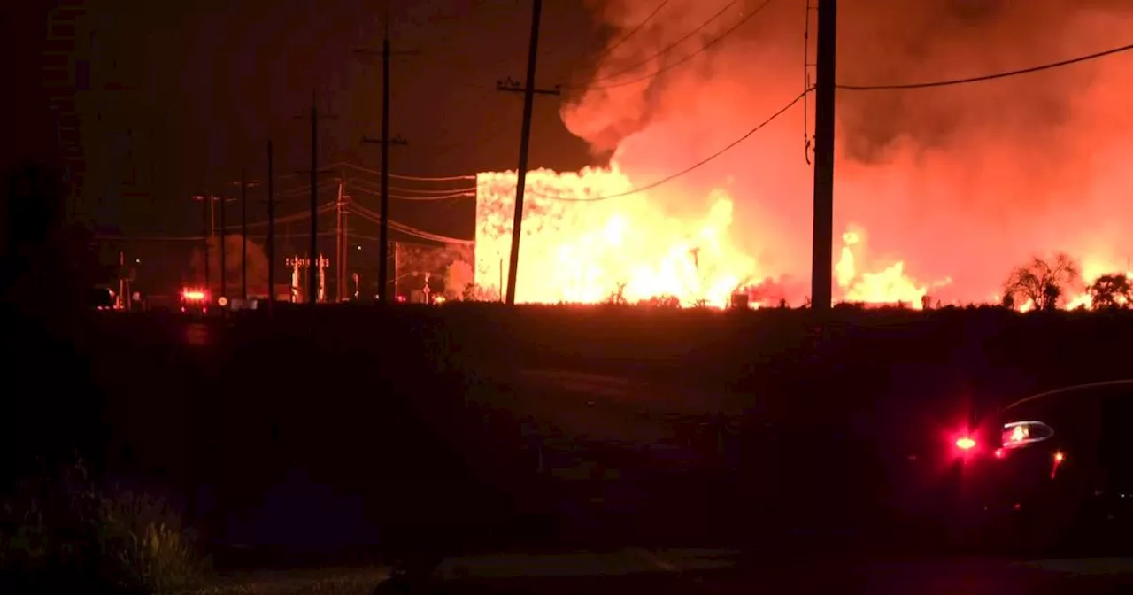 Massive fire burns at wood pallet warehouse near Tracy; 19 homes evacuated