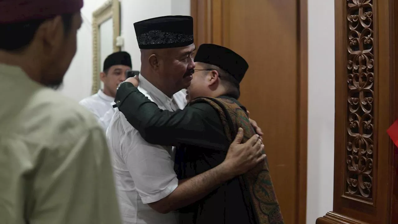 Pelukan Hangat Edi Damansyah untuk Rendi Solihin di Momen Hari Raya Idul Fitri 1445 H