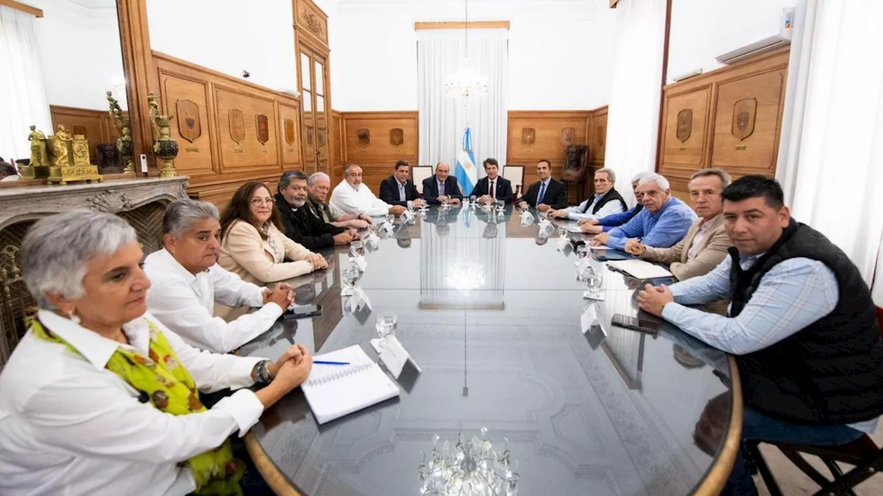 Sin Milei, el Gobierno se reunió con la CGT en Casa Rosada