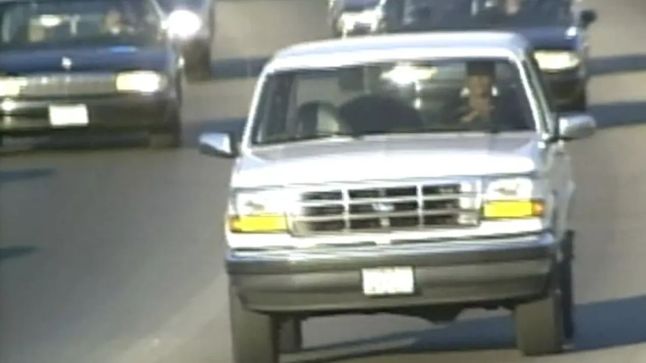 The Infamous O.J. Simpson Police Chase: A Look Back | Crime | Head Topics